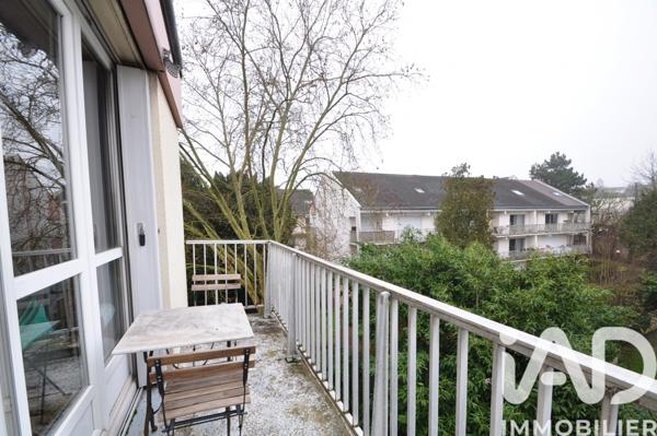 Appartement à vendre 3 pièces 64 m² Lagny-sur-Marne