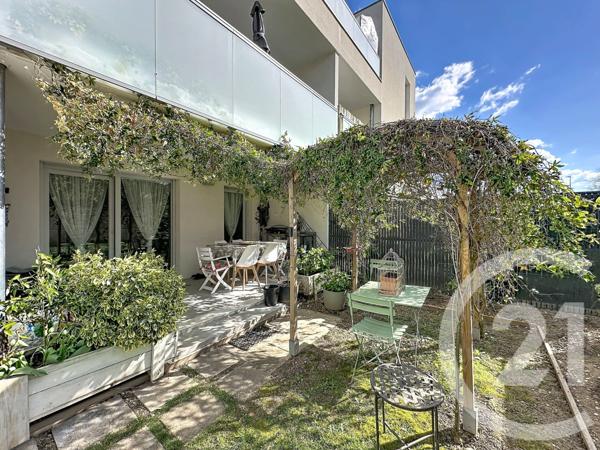 Appartement F3 à vendre  3 pièces - 66 m2 SEREZIN DU RHONE - 69