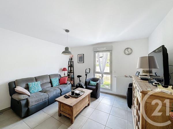 Appartement F3 à vendre  3 pièces - 66 m2 SEREZIN DU RHONE - 69