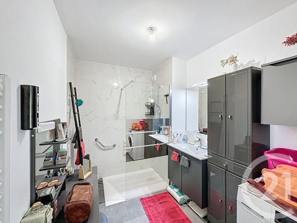 Appartement F3 à vendre  3 pièces - 66 m2 SEREZIN DU RHONE - 69