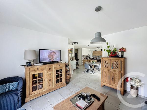 Appartement F3 à vendre  3 pièces - 66 m2 SEREZIN DU RHONE - 69