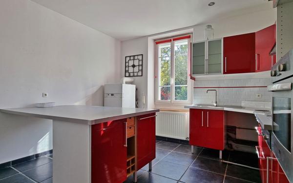 Maison à vendre    4 pièces •  Alès