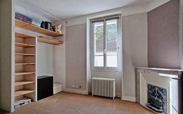 Maison à vendre    4 pièces •  Alès