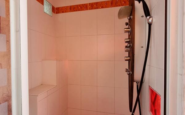 Maison à vendre    4 pièces •  Alès