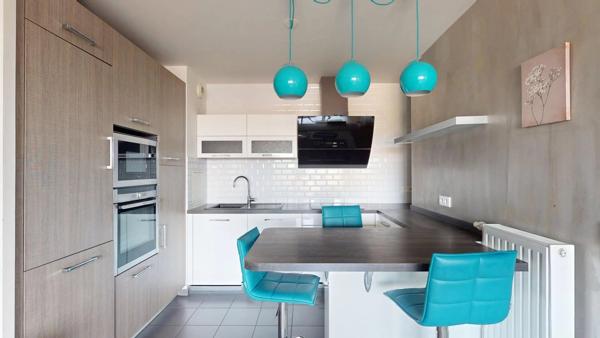 Vente                                                      Appartement
                        
                     2 pièces                      49 m2                     à Chelles
