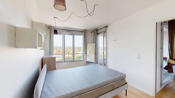 Vente                                                      Appartement
                        
                     2 pièces                      49 m2                     à Chelles
