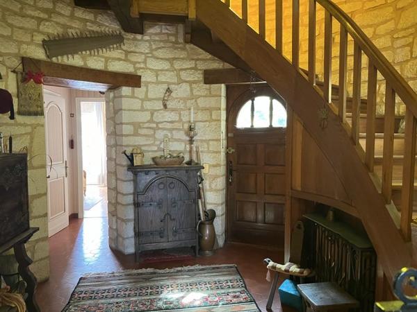 Maison à vendre 218 000 € Souillac 6 p 155 m² DPE E