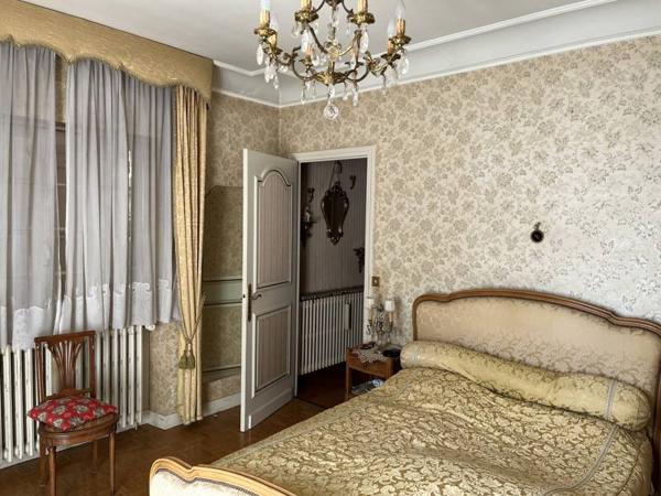 Maison à vendre 218 000 € Souillac 6 p 155 m² DPE E