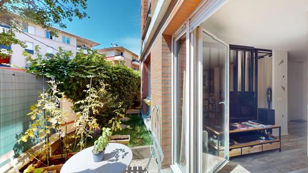 3 pièces - Pas de travaux - Terrasse / Jardin - Parking - Proche transports / commerces