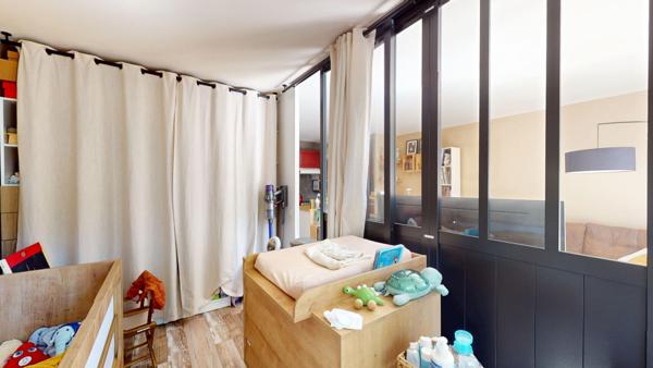 3 pièces - Pas de travaux - Terrasse / Jardin - Parking - Proche transports / commerces