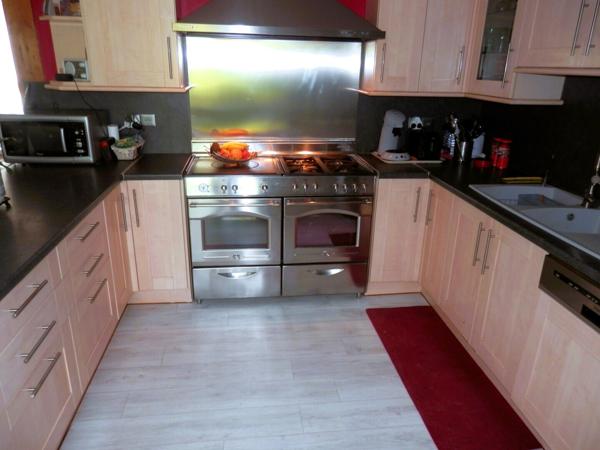 PAVILLON sur Sous-Sol avec autonomie de Plain-Pied