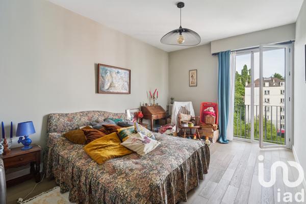 Apartment for sale 4 rooms 83 m² Le Raincy