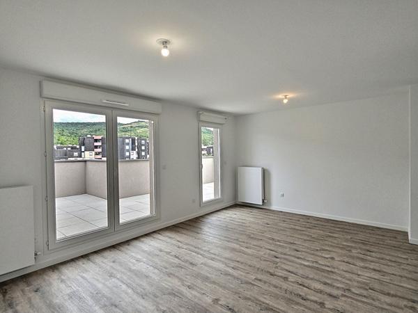 Appartement Clermont Ferrand 3 pièce(s) 65.96 m2