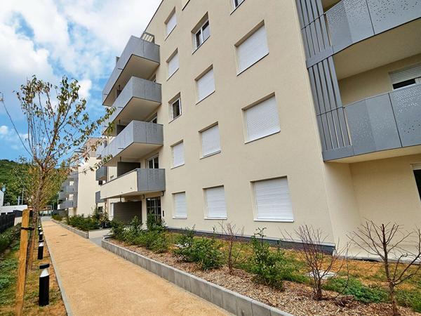 Appartement Clermont Ferrand 3 pièce(s) 65.96 m2