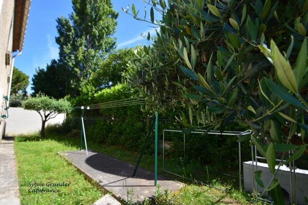 Maison à vendre 215M² 7/8 pièces PELISSANNE (13)