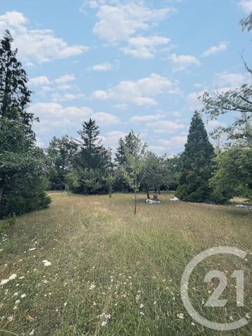 Terrain à vendre  873 m2 MOZAC - 63