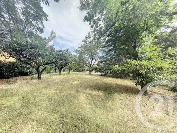 Terrain à vendre  873 m2 MOZAC - 63