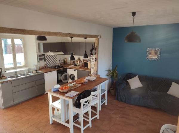 Maison en campagne en pierres