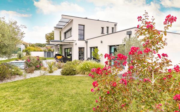 Maison à vendre    4 pièces •  Lons