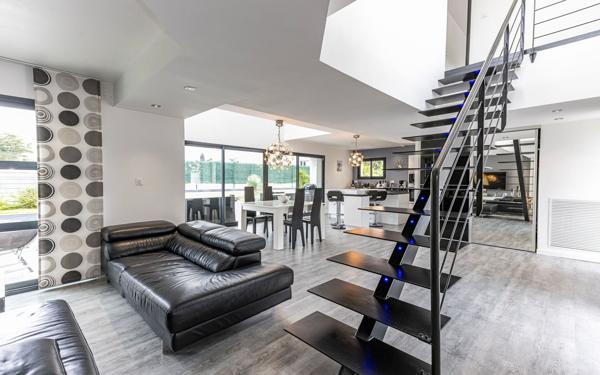 Maison à vendre    4 pièces •  Lons