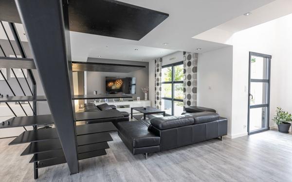 Maison à vendre    4 pièces •  Lons