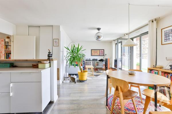 Appartement F4 à vendre  4 pièces - 77 m2 PARIS - 75019