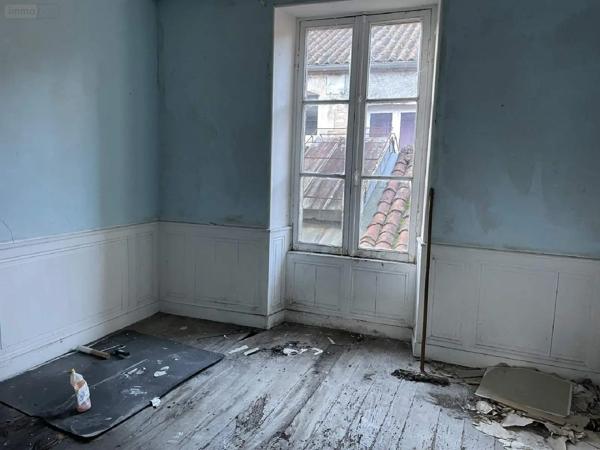 Achat - Immeuble | Immeuble de rapport Javerlhac-et-la-Chapelle-Saint-Robert 24300 9 pièces 306 m 2 828 m 2