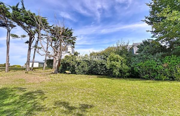 Terrain constructible de 960 m² à 50 m de la plage de Longchamp à Saint-Briac-sur-Mer