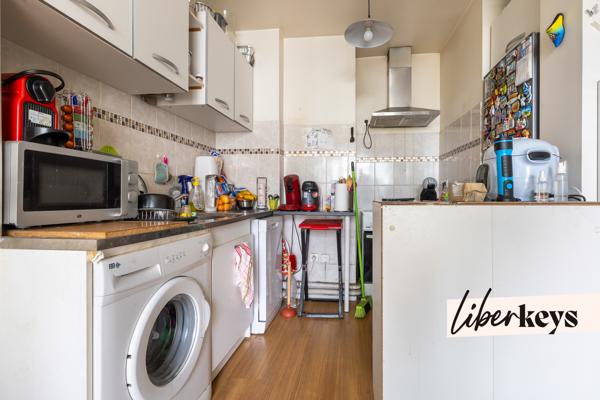 Thiais – T2 avec balcon et parking à proximité immédiate du T9