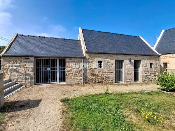 RARE A LA VENTE - Appartement de standing récent avec balcon aperçu mer, garage et ascenseur à Trébeurden