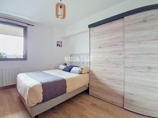 RARE A LA VENTE - Appartement de standing récent avec balcon aperçu mer, garage et ascenseur à Trébeurden