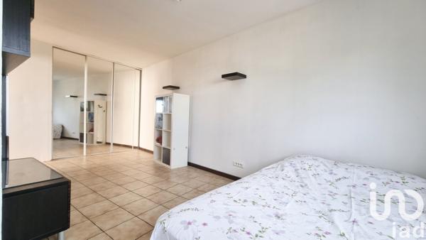 Immeuble à vendre 340 m² Lunel