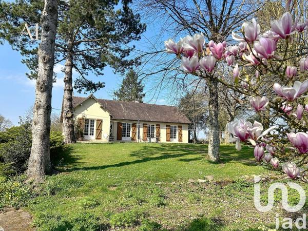 Maison 5 pièces de 136 m² à Le Mesnil-Villeman (50450)