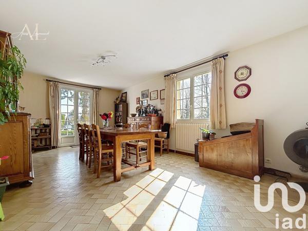 Maison 5 pièces de 136 m² à Le Mesnil-Villeman (50450)