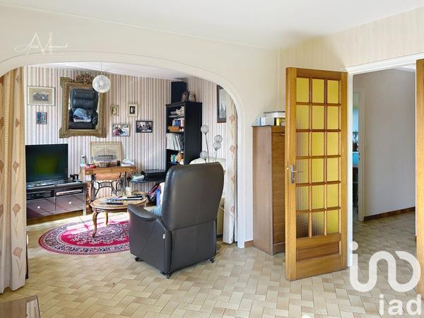 Maison 5 pièces de 136 m² à Le Mesnil-Villeman (50450)