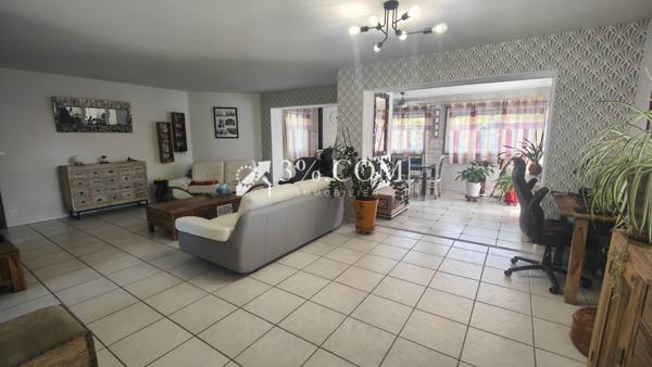 Maison 5 pièce(s) 3 chambre(s) 133 m²