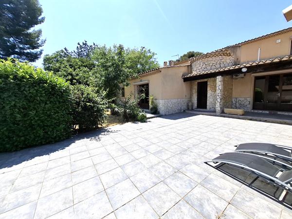 Maison Marseille 7 pièce(s) 295.30 m2