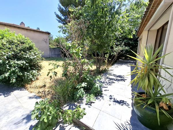 Maison Marseille 7 pièce(s) 295.30 m2