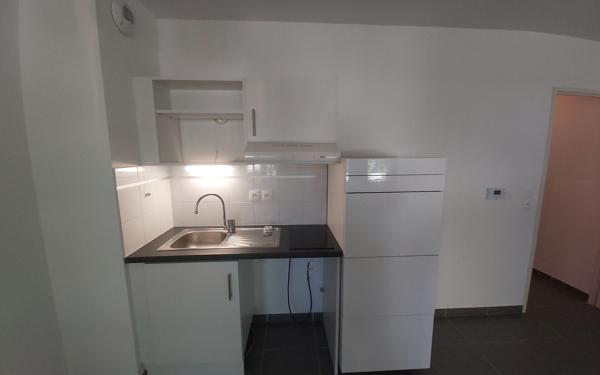 Appartement à louer    1 pièce •  Castelnau-le-Lez