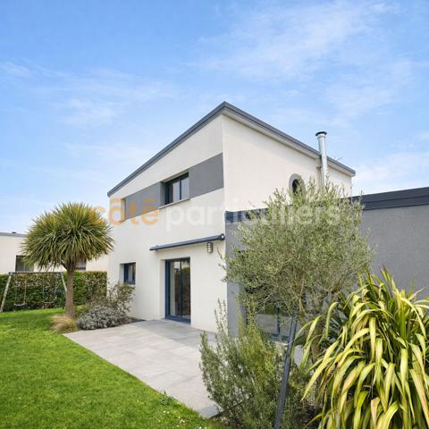 Vente Maison165 m² - 6 Pièces - AGNEAUX (50180)