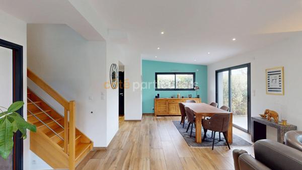 Vente Maison165 m² - 6 Pièces - AGNEAUX (50180)