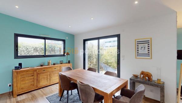 Vente Maison165 m² - 6 Pièces - AGNEAUX (50180)