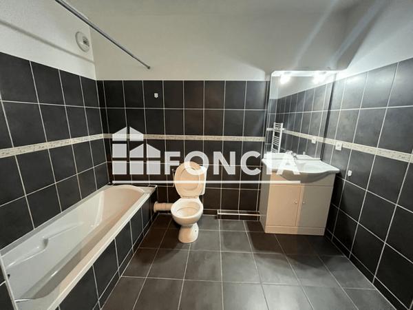 Location Appartement 2 pièces 42.3 m² - 266 BIS AVENUE SAINTE MARGUERITE Nice 06200