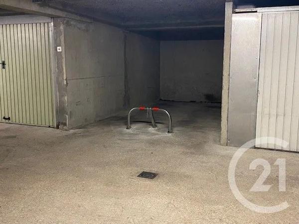 Parking à vendre  14,26 m 2   LE PLESSIS TREVISE  - 94