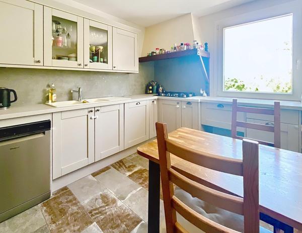 Belle propriété 9 pièces sur parcelle de 5 370 m2