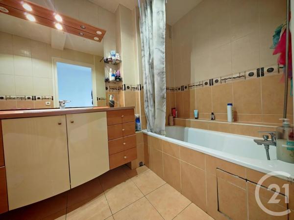 Appartement F3 à vendre  3 pièces - 69,64 m 2   CORMEILLES EN PARISIS  - 95