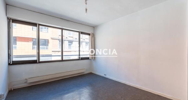 À vendre Studio 19.88 m² - Paris 75019
