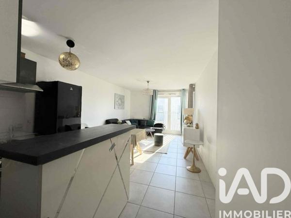 Appartement à vendre 3 pièces 63 m² Villeneuve-Tolosane