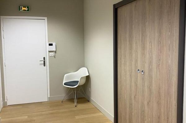 Location - BUREAUX 48 m 2