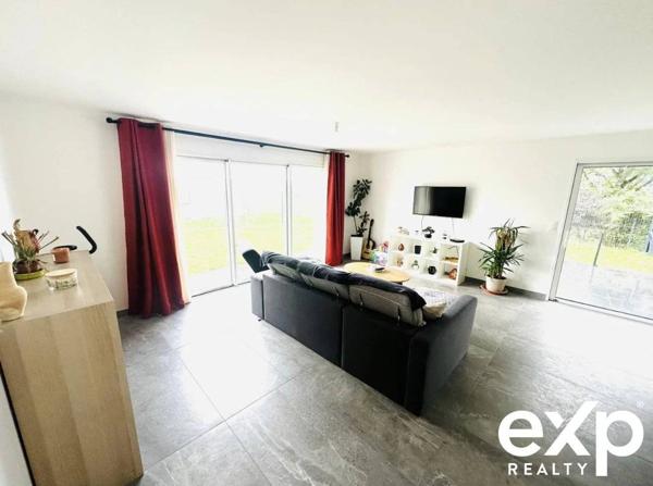 Maison neuve avec vue - 6 pièces à La Mézière